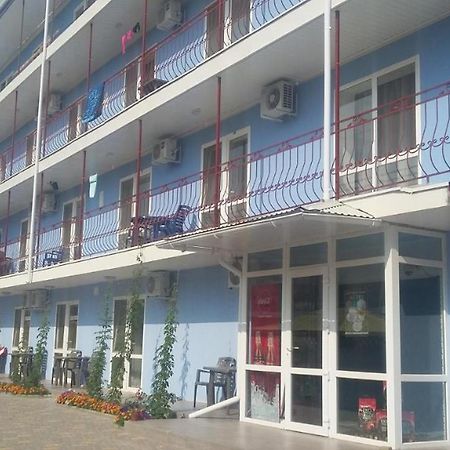 Гостиница "Атлант" Zaliznyj Port Exteriér fotografie